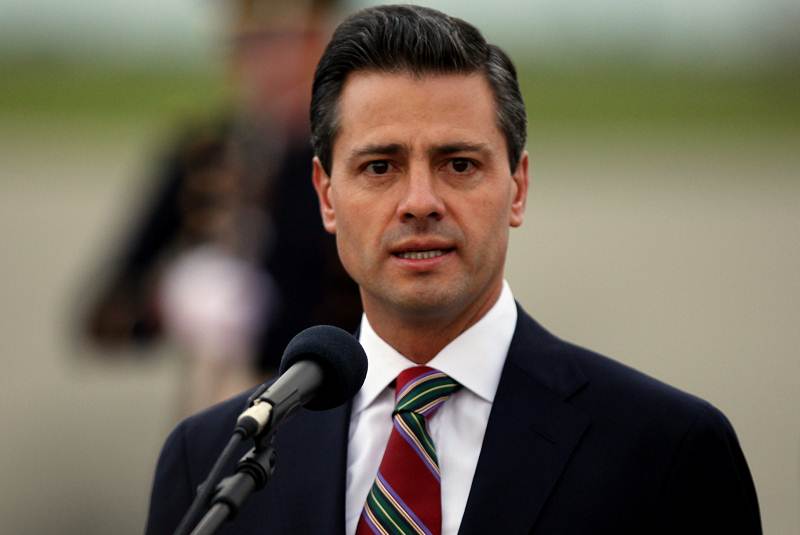 Expresa EPN condolencias a víctimas por socavón
