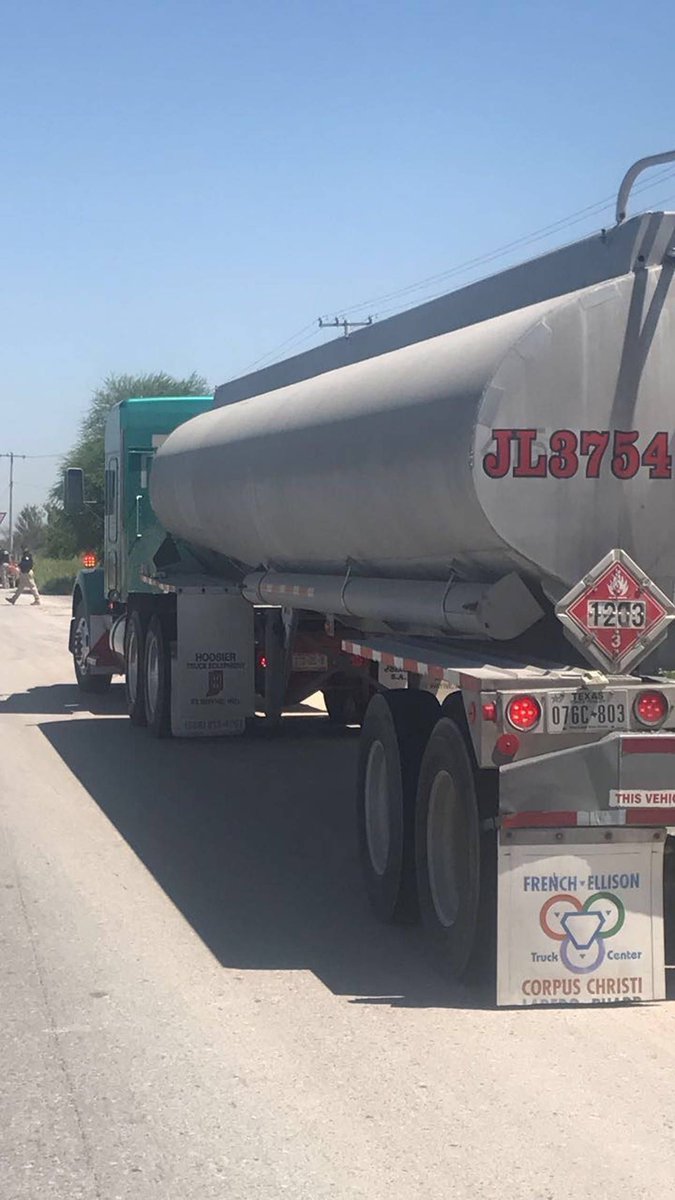 Aseguran pipa con combustible robado en Monclova