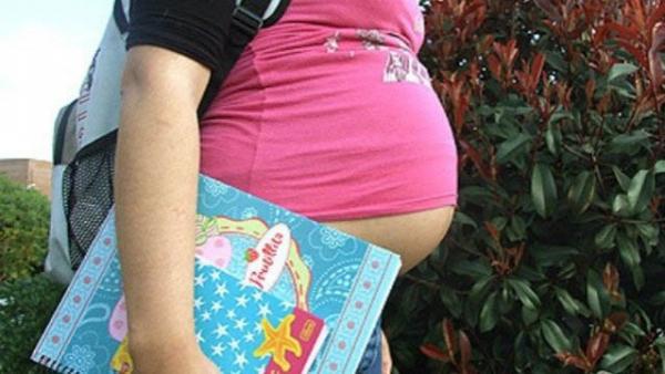 Prohíben abortar a niña de 10 años que fue violada
