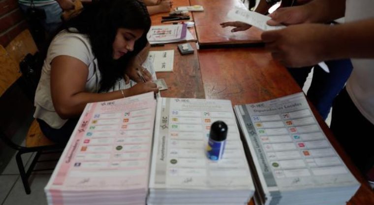 Engaña PAN al INE; desata en Coahuila <br>“fírmale y di que no te pagamos”