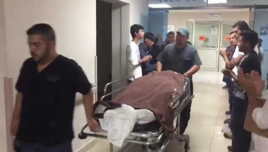 Entre aplausos despiden a joven donadora de órganos en Saltillo