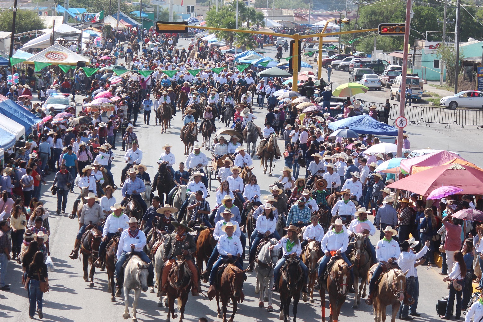 Siete mil personas participarán en Cabalgata por aniversario de Sabinas
