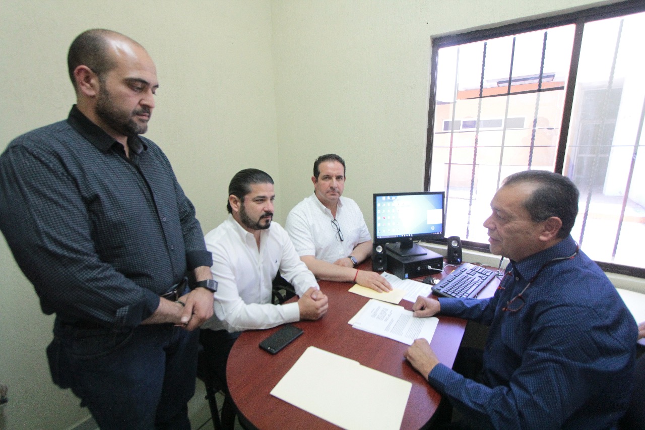 Denuncia PRI otro delito de Memo Anaya; <br>usó recursos de universidad de Tamaulipas