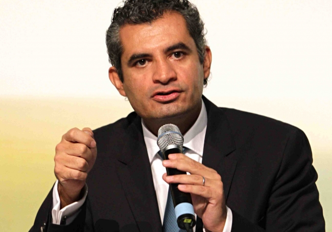 Ochoa Reza plantea contagiar “el discurso de triunfo” del PRI