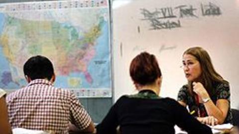 Racista prohibición de estudios méxico-americanos en Arizona : Juez