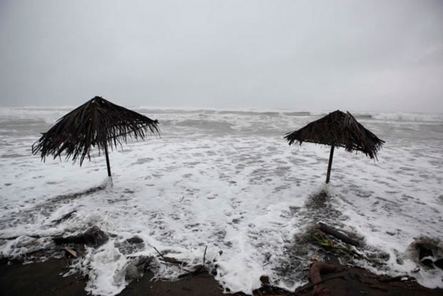 Tormenta Franklin continúa fortaleciéndose sobre el sur del Golfo de México