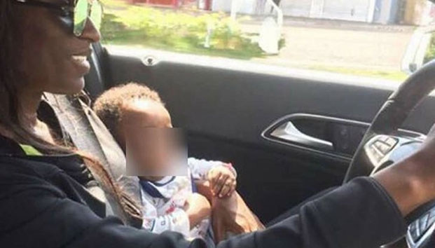 Detienen a modelo por intentar comprar una bebé