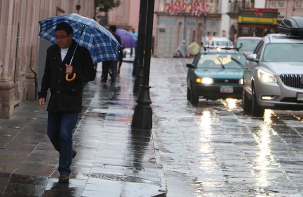 Potencial de tormentas predominará en la mayor parte del país