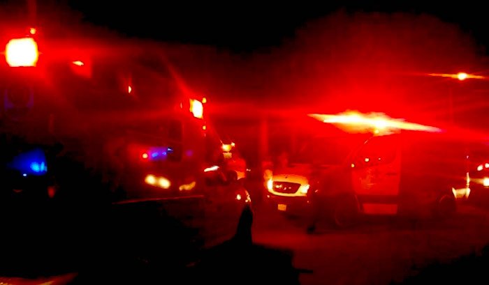 Hombre intenta quemar a su familia y suicidarse en Puebla