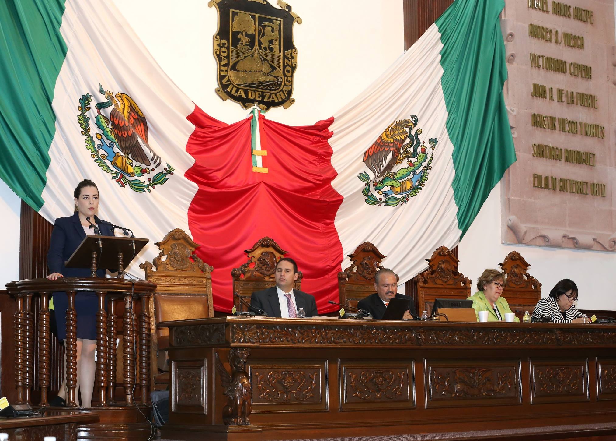 Propone PRI eliminar plurinominales; PAN lo rechaza