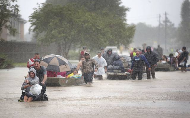 Trump pide 7.8 mil mdd como ayuda inicial para afectados por Harvey