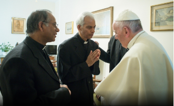Conmueve al Papa sacerdote secuestrado por yihadistas