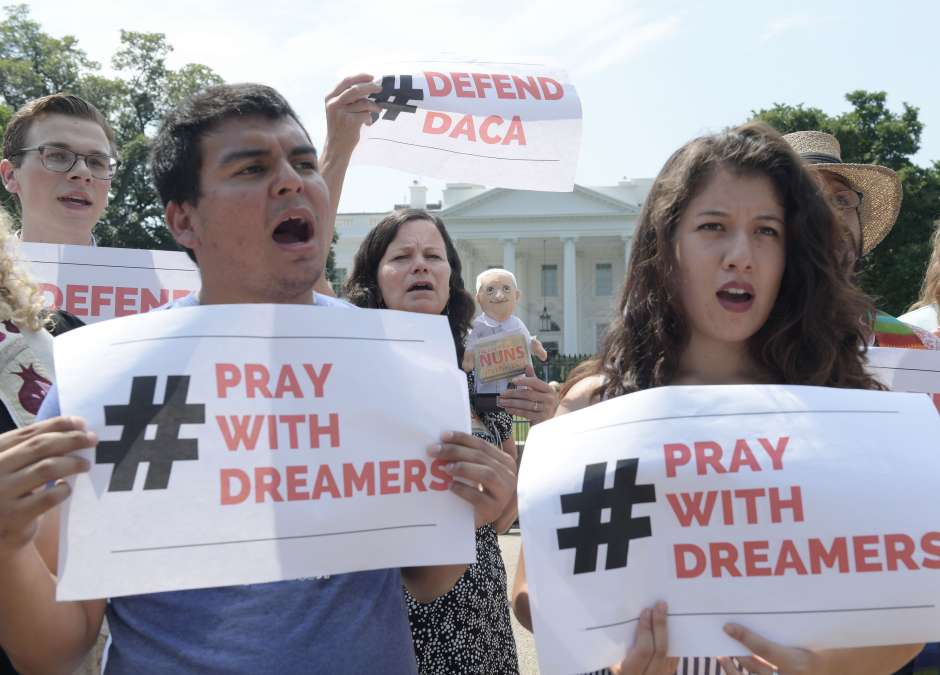 Anulación de DACA es cruel y amenaza economía