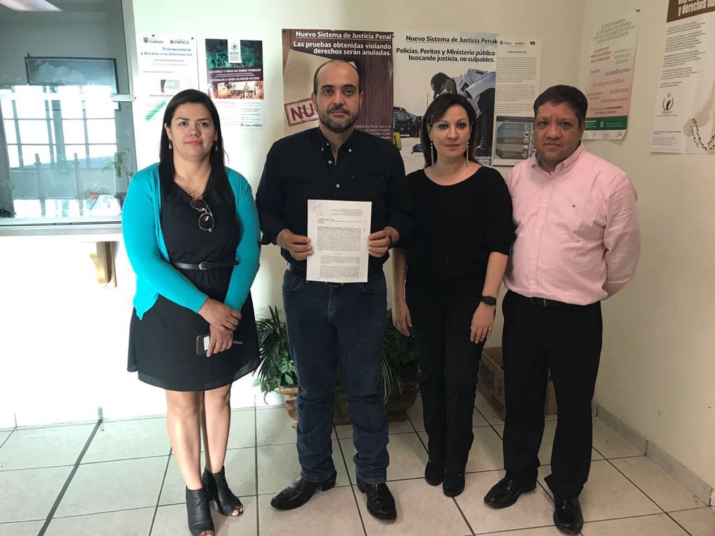 Denuncian regidores priistas tráfico de <br>influencias de Isidro López e Iván Guerra