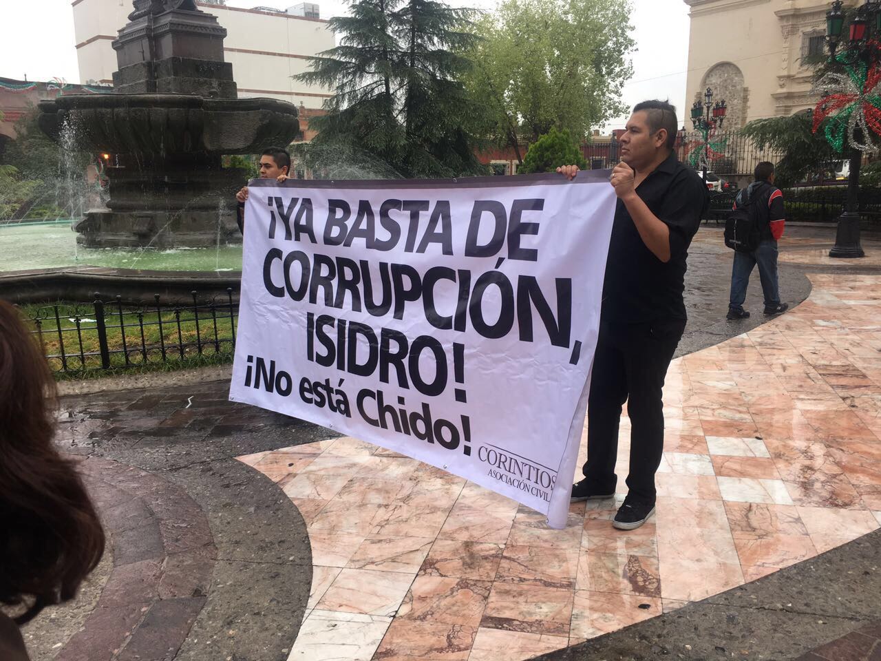 Demandan acabar con <br>corrupción; fustigan a Chilo