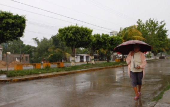 Norma, onda tropical 34 y canal de baja presión mantendrán lluvias en el país