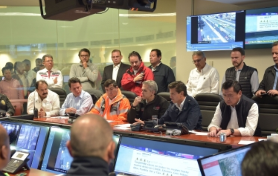 Rescatar a personas y atender a heridos, la prioridad Peña Nieto