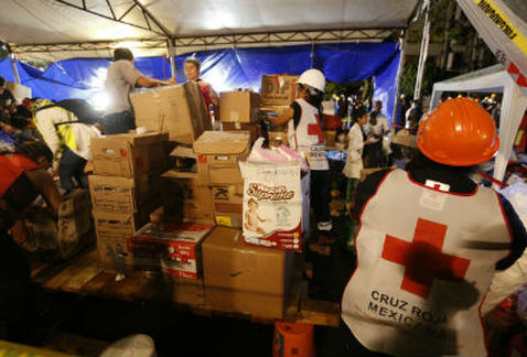 Con mil 200 elementos, Cruz Roja atiende emergencias por sismo