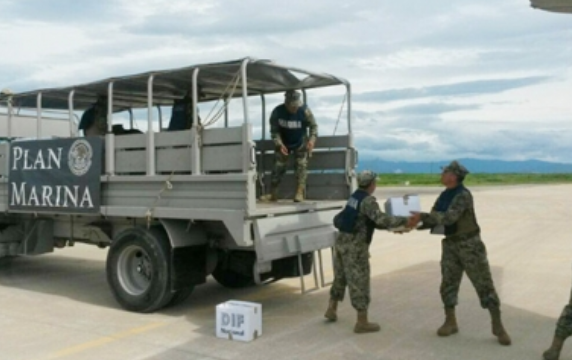 Sin intermediarios, entrega de ayuda a damnificados por sismo Presidencia