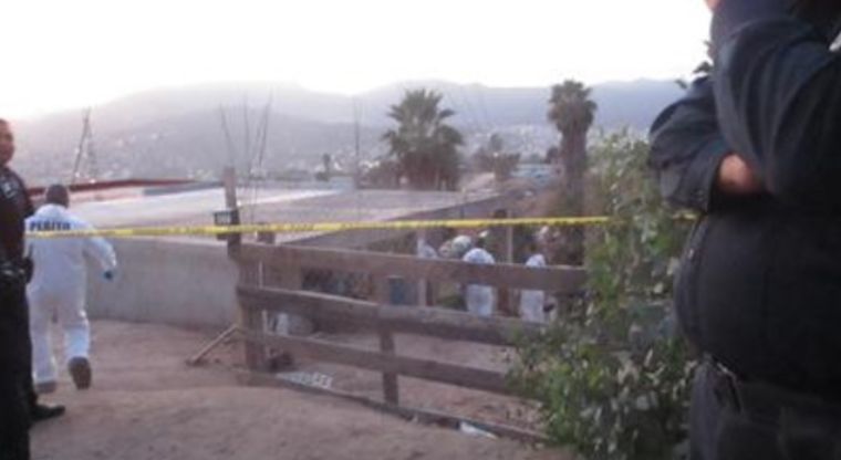 Decapita a su madre en el patio de la casa