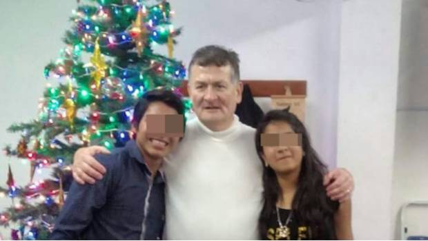 Investigan a pastor del Edomex que anunció matrimonio con niña de 12 años