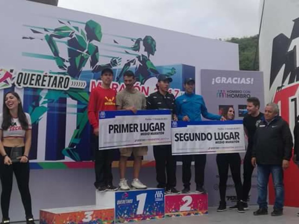 Saltillense gana la 21k de Querétaro