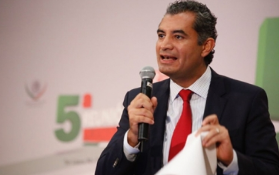 Anaya hace su “cochinito” con fondo para damnificados: Ochoa Reza