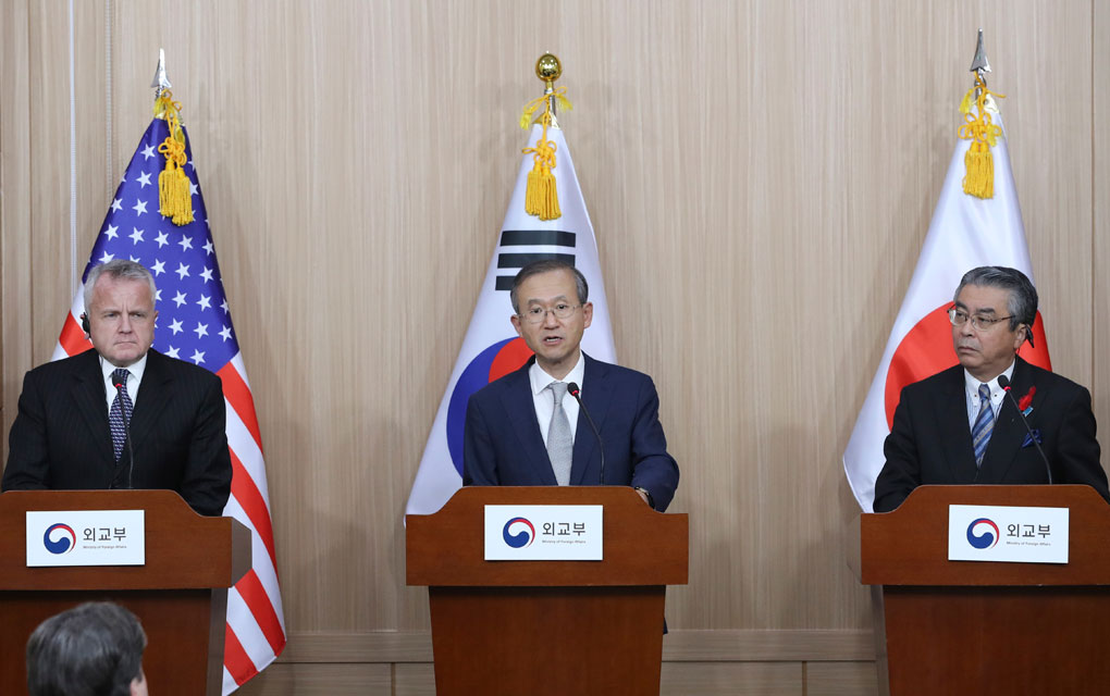 Corea del Sur, EUA y Japón dispuestos al diálogo directo con Norcorea