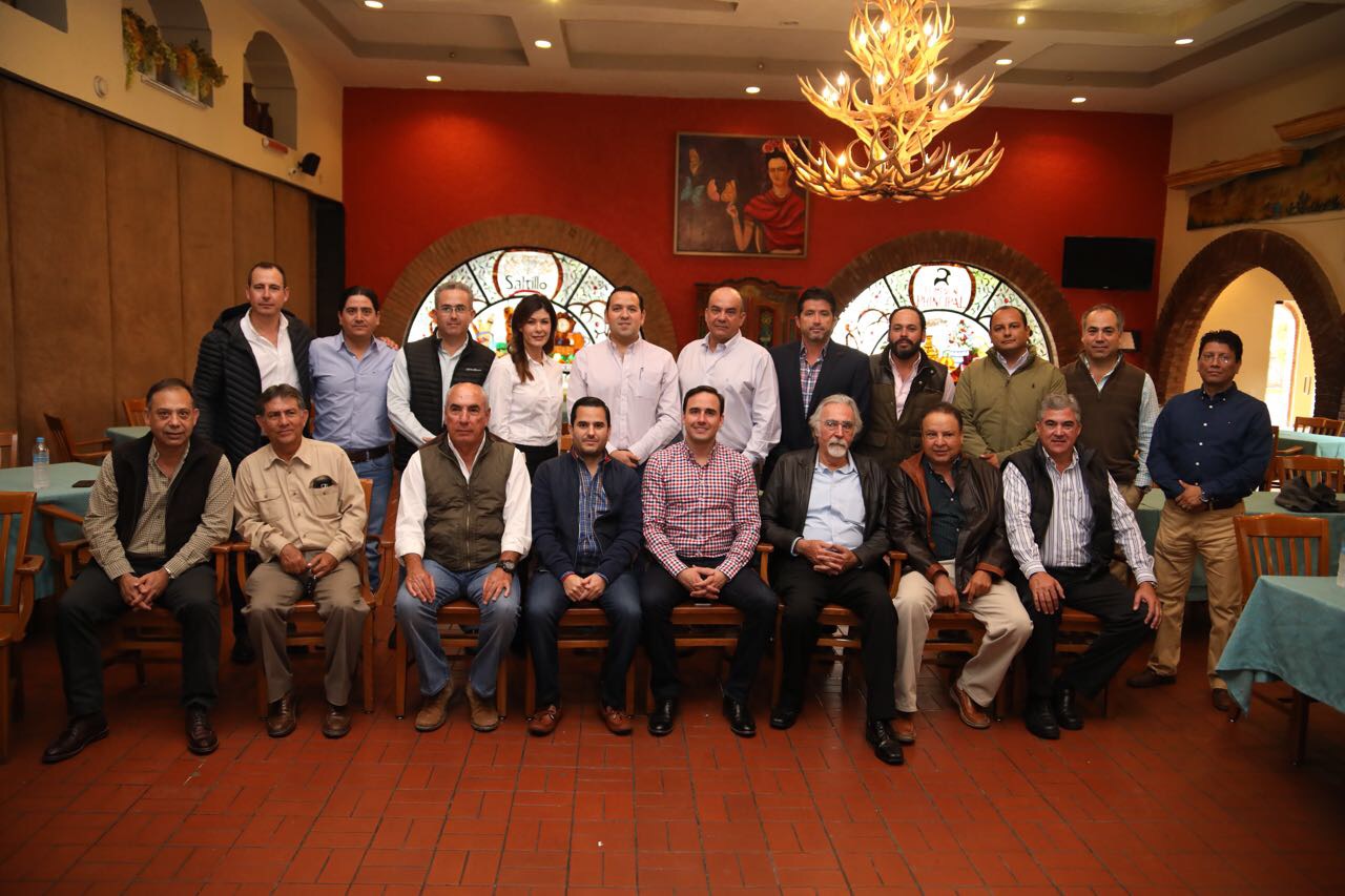 Empresas Saltillenses llevarán mano <br>para la construcción de obras: Manolo