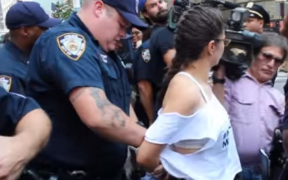 Rechaza gobierno de Trump renovar DACA a activista mexicana