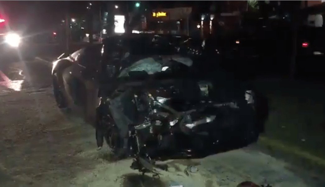 Alan Pulido sufre choque y pérdida total de auto de 2.5 mdp