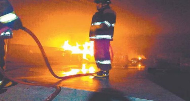 Barda aplasta y mata a bombero cuando realizaba su trabajo en Monterrey