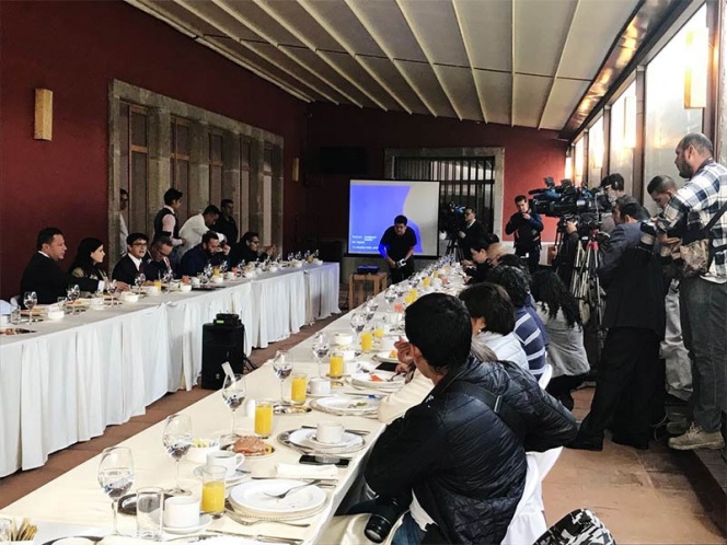 Bansefi entrega 392 mdp a afectados por sismos en Oaxaca y Chiapas