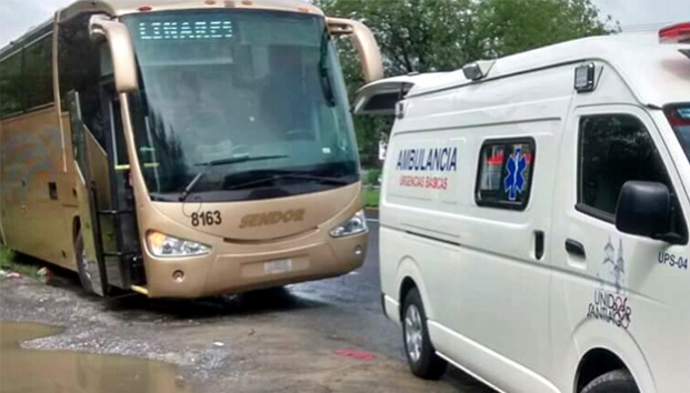 Mujer da a luz en autobús en Nuevo León