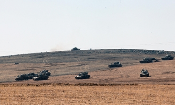 Turquía empieza a contener a las milicias kurdas en Siria