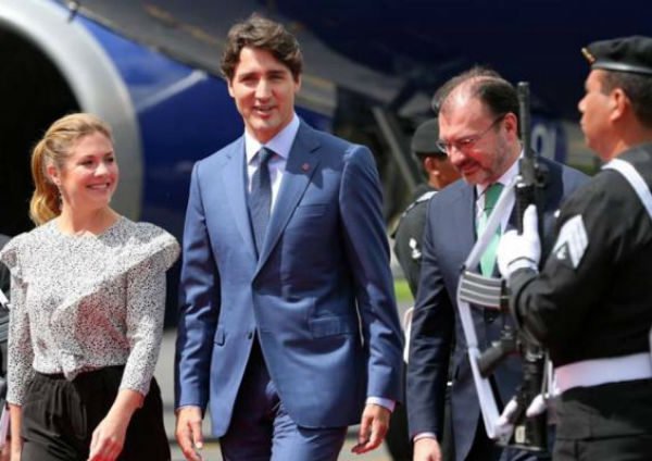 LLega Primer Ministro canadiense a México