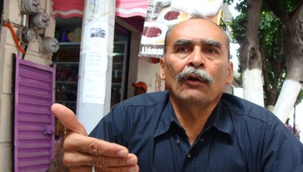 Ejecutan a exlíder del PRD junto a su esposa y suegra