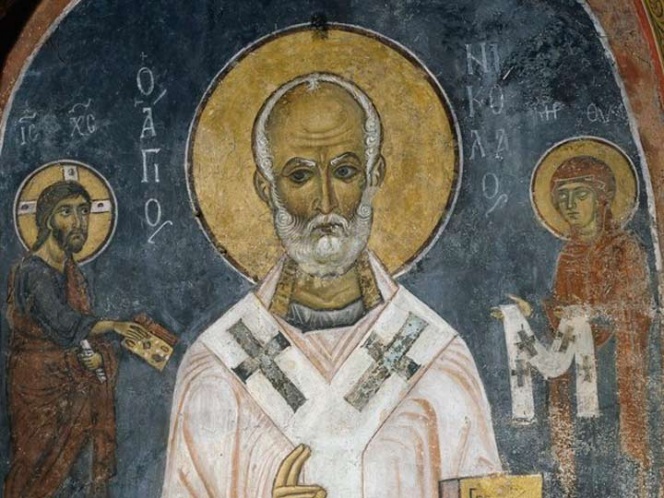 Arqueólogos creen haber hallado la tumba de ‘Santa Claus’