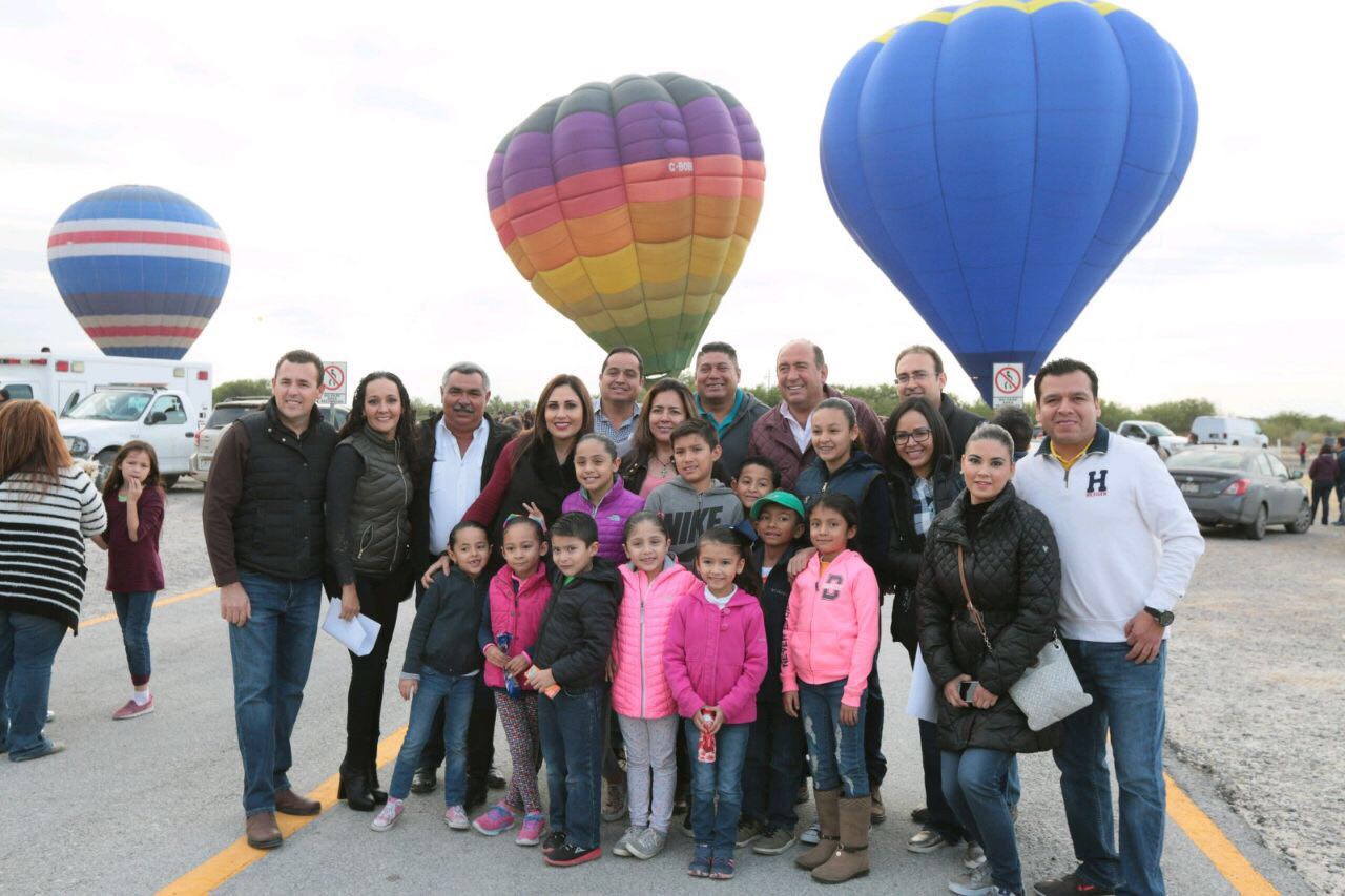Inaugura Rubén festival <br>de globos aerostáticos