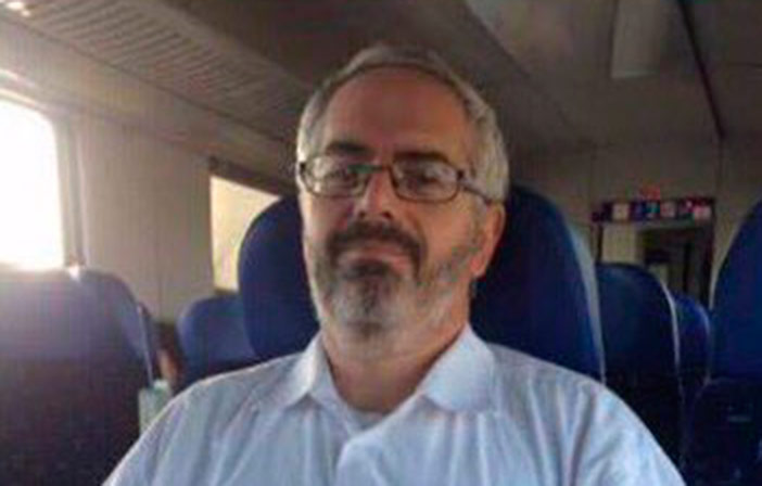 Buscan a científico mexicano desaparecido en Los Ángeles