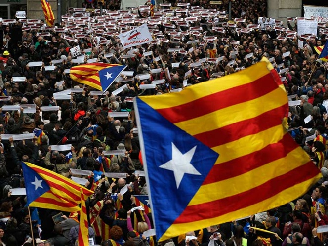 Anulan declaración de independencia de Cataluña