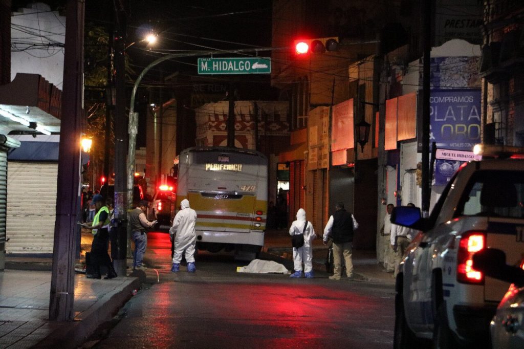 Libre conductor que arrolló a joven madre en Saltillo