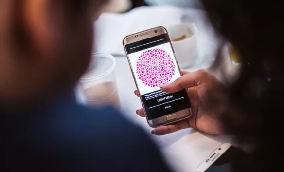 Samsung lanza aplicación para personas con daltonismo