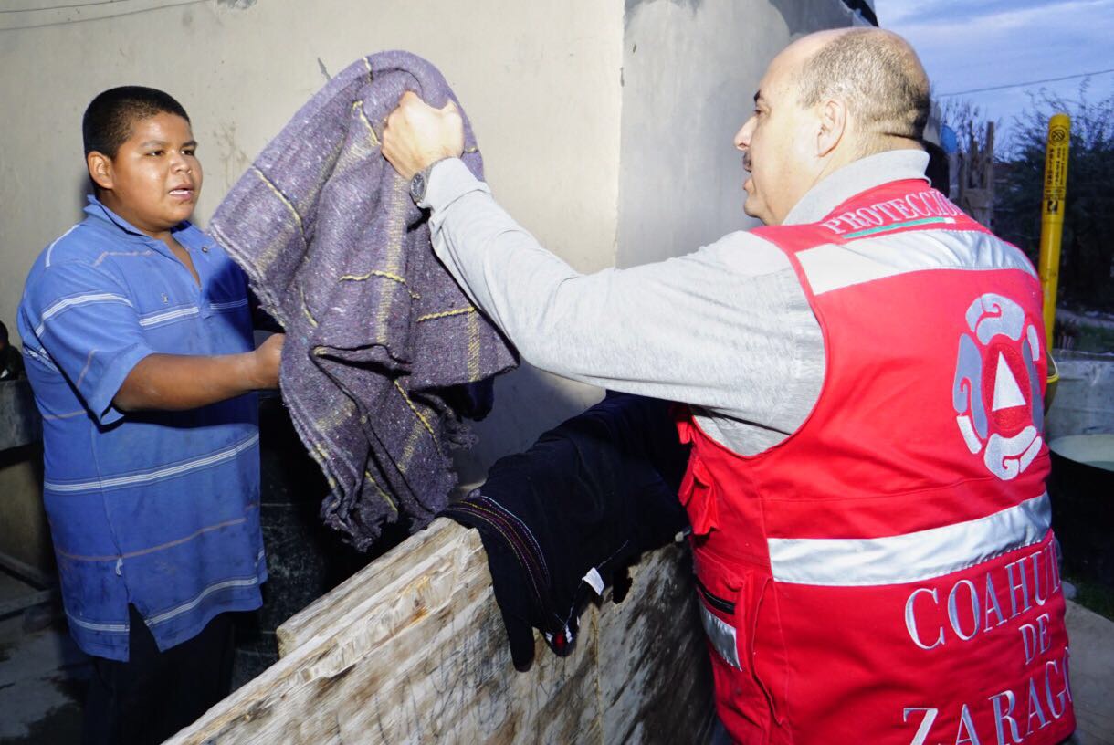 Inicia estado entrega de colchas a personas vulnerables