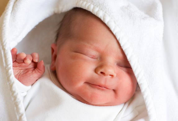 Lactancia materna, trascendente durante la infancia