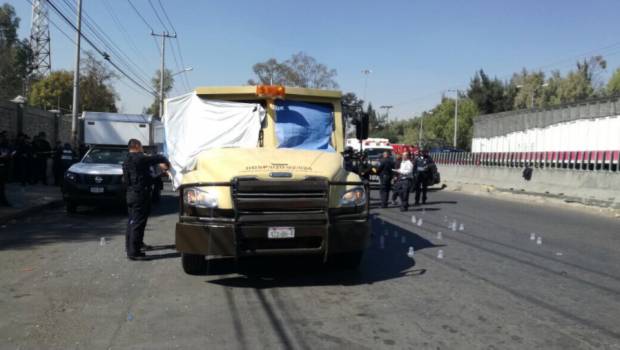 Tres muertos por emboscada a camioneta de valores