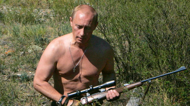 Como “pan caliente” se vende en Rusia el calendario oficial de Vladimir Putin 2018