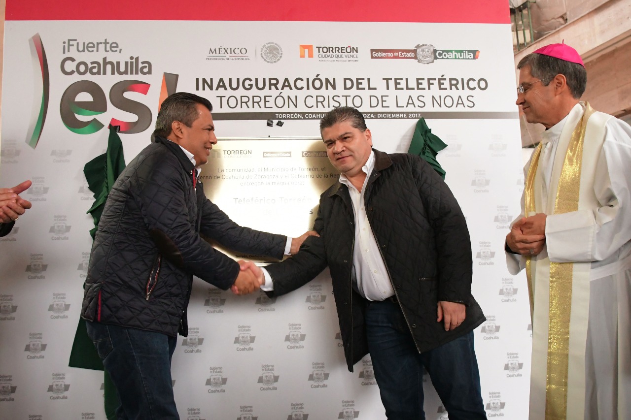 Inaugura Riquelme teleférico de Torreón