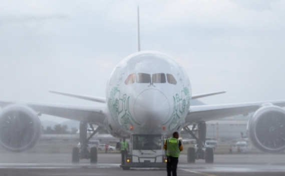 Hay visibilidad reducida en aeropuerto de Saltillo por caída de nieve