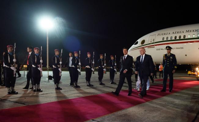 Aclara gobierno de Paraguay ausencia de escudo en banderas mexicanas